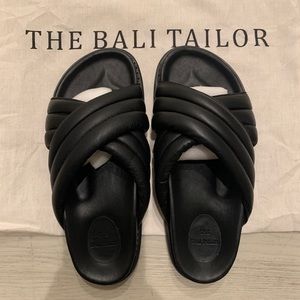 Leather slide sandals